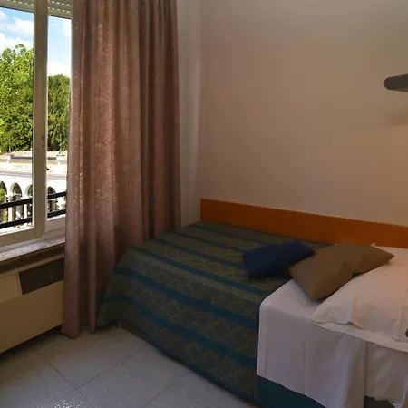 Hotel Salus-2